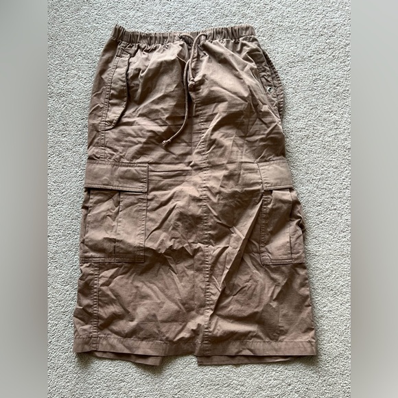 Aritzia Tna Cargo Skirt - Picture 3 of 3